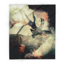 Load image into Gallery viewer, Cozy Arctic Fleece Blanket with Elk-Inspired Design