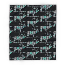 Load image into Gallery viewer, Cozy Arctic Fleece Blanket with Elk Design
