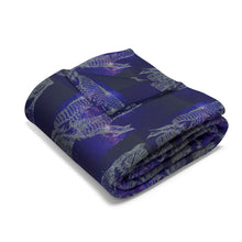 Load image into Gallery viewer, Arctic Fleece Blanket with Owl Design - Cozy &amp; Stylish Home Accessory
