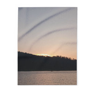 Cozy Sunrise Arctic Fleece Blanket, Soft Throw for Home Décor, Perfect Gift for Nature Lovers, Camping, Snuggling, Housewarming