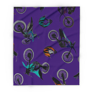 Vibrant Motorcycle Fleece Blanket - Cozy Throw for Bikers, Riders, Gifts, Home Decor, Kids' Room