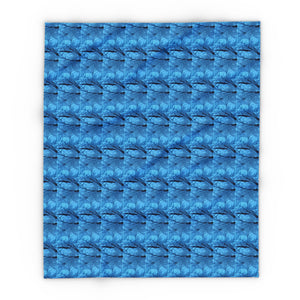 Cozy Arctic Fleece Blanket - Winter Camaflauge Pattern for Warmth & Comfort