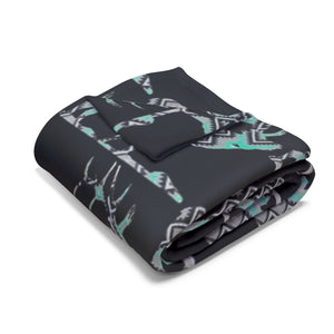 Cozy Arctic Fleece Blanket with Elk Design
