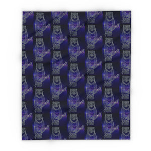 Arctic Fleece Blanket with Owl Design - Cozy & Stylish Home Accessory