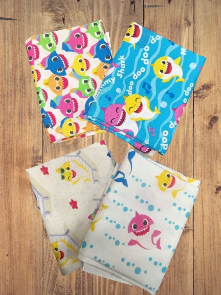 4 Fat Quarters - Assorted Baby Shark Fat Quarter Bundle