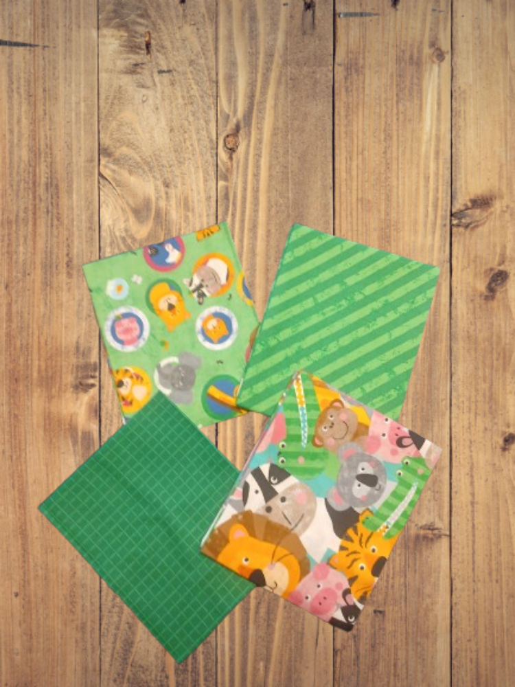 4 Fat Quarter -  Assorted Noah & Friends II Green Theme Fat Quarter Bundle