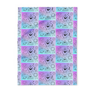 Cosmic Dream Fleece Blanket - Celestial Patterns for Comfort and Style