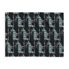 Load image into Gallery viewer, Cozy Arctic Fleece Blanket with Elk Design
