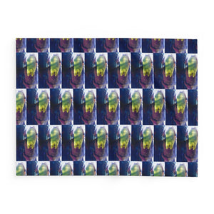 Cozy Arctic Fleece Blanket with Vibrant Eel Design – Perfect for Home and Gifting