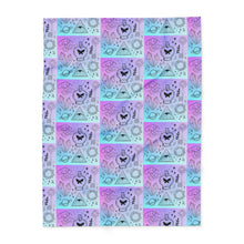 Load image into Gallery viewer, Cosmic Dream Fleece Blanket - Celestial Patterns for Comfort and Style

