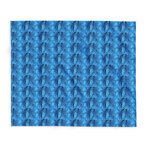 Cozy Arctic Fleece Blanket - Winter Camaflauge Pattern for Warmth & Comfort