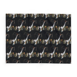 Outdoor Adventure Arctic Fleece Blanket - Perfect for Hunting Enthusiasts