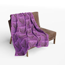 Load image into Gallery viewer, Butterfly Skull Pattern Arctic Fleece Blanket - Cozy Home Decor
