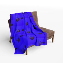 Load image into Gallery viewer, Vibrant Jellyfish Arctic Fleece Blanket - Cozy Nautical Decor
