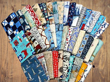 Load image into Gallery viewer, 10 Fat Quarters - Assorted Fat Quarter Bundles Cotton (10 Bundles)
