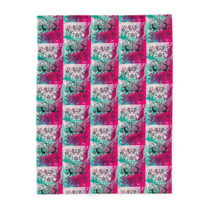 Vibrant Butterfly Arctic Fleece Blanket - Cozy Home Decor for All Seasons