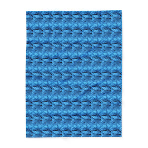 Cozy Arctic Fleece Blanket - Winter Camaflauge Pattern for Warmth & Comfort