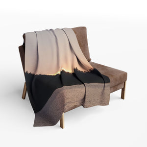 Cozy Sunrise Arctic Fleece Blanket, Soft Throw for Home Décor, Perfect Gift for Nature Lovers, Camping, Snuggling, Housewarming