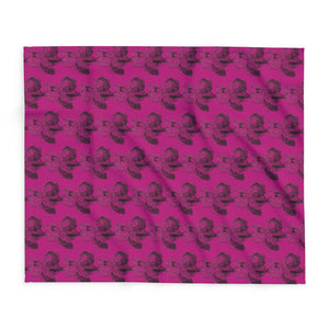 Cozy Arctic Fleece Blanket with Vibrant Pink Floral Design