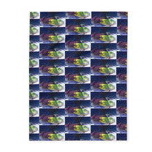 Load image into Gallery viewer, Cozy Arctic Fleece Blanket with Vibrant Eel Design – Perfect for Home and Gifting
