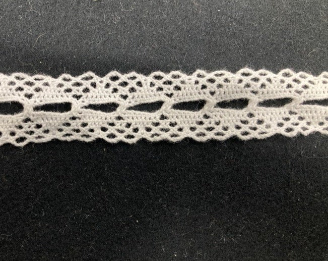 7/8” Cluny White Trim